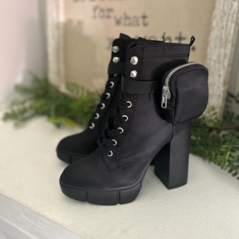 Steve Madden Herriot Black Combat Boots size 7.5